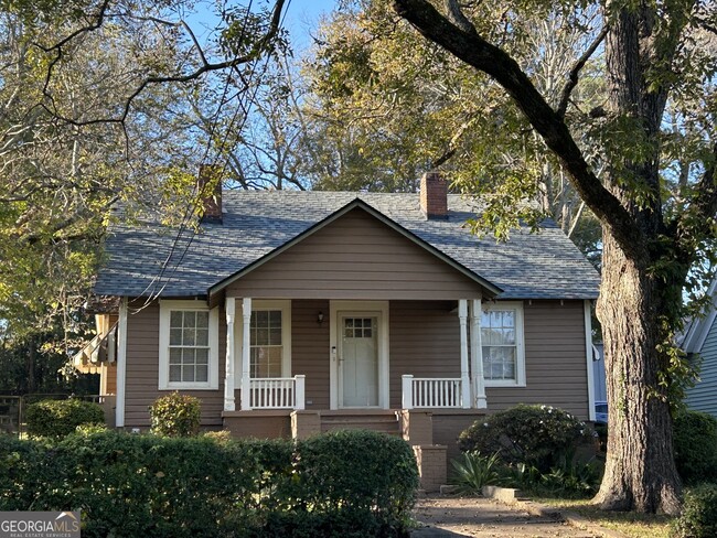 property at 299 N 2nd St