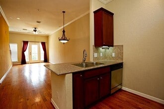 1913 Gillette St in Houston, TX - Building Photo - Building Photo