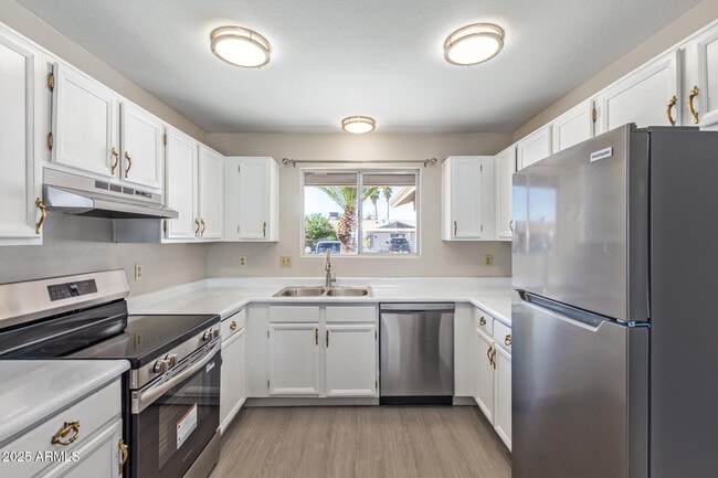 property at 7342 W Minnezona Ave