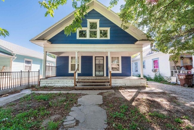 property at 1604 N Topeka