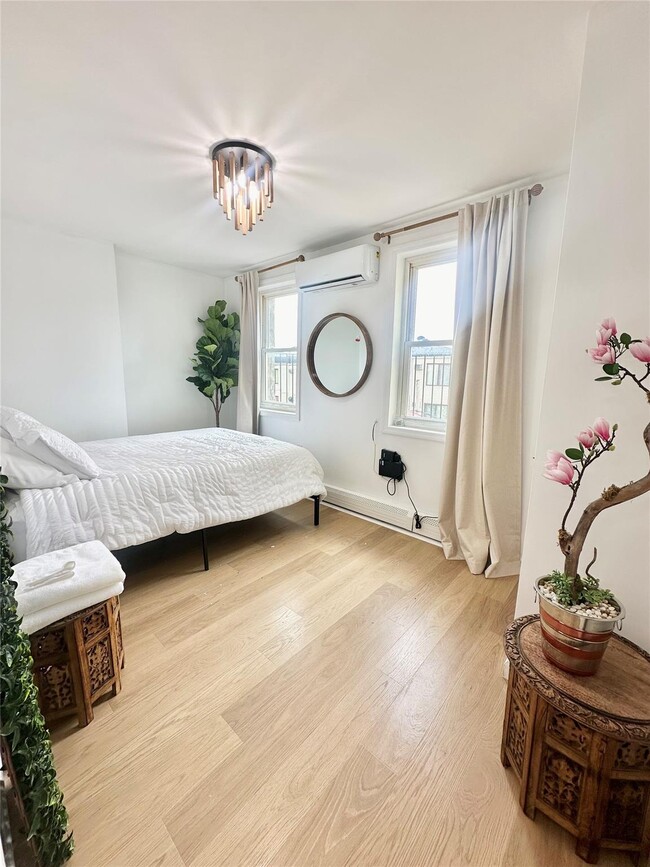 property at 2276 Atlantic Ave