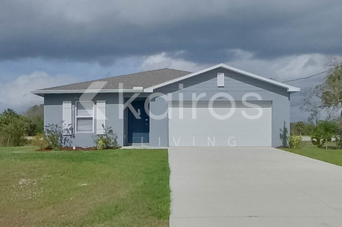 6005 Acorn Cir in La Belle, FL - Building Photo