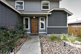 3318 Stoney Country in San Antonio, TX - Building Photo - Building Photo