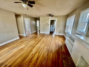 2121 17th St in Lubbock, TX - Building Photo - Building Photo