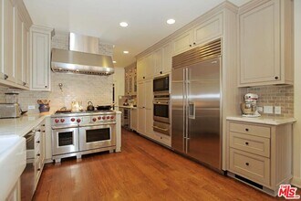 427 12th St in Santa Monica, CA - Building Photo - Building Photo