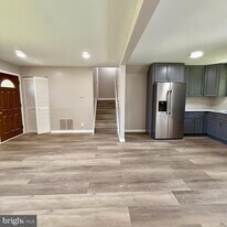 1109 San Jose Dr in Gloucester Township, NJ - Building Photo