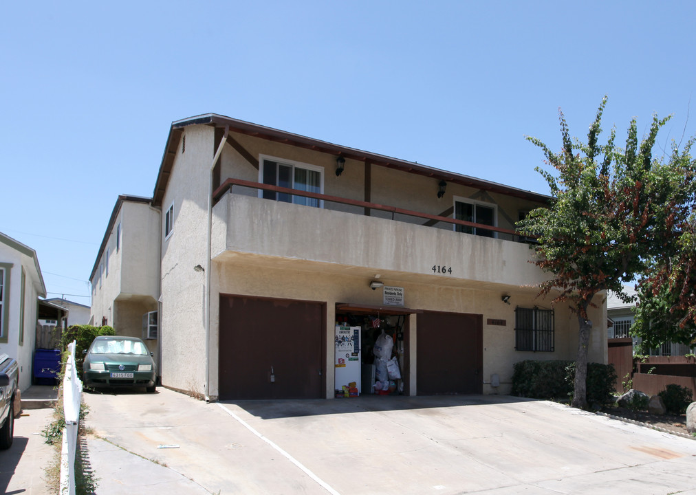 4164 Cherokee Ave in San Diego, CA - Building Photo