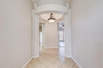 1220 Apache Lake Dr in Carrollton, TX - Building Photo - Building Photo