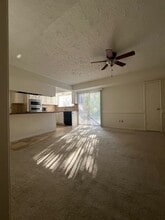 2010 Windy Meadow Dr in Sugar Land, TX - Building Photo - Building Photo