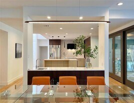 6802 Bert Ln in Dallas, TX - Building Photo