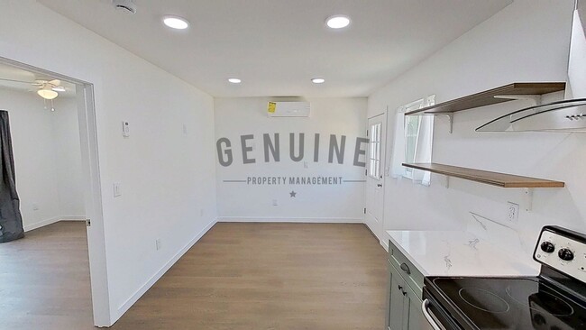 8134 Poinsettia Dr in Buena Park, CA - Building Photo - Building Photo