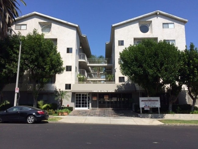 property at 1402 N Alta Vista Blvd