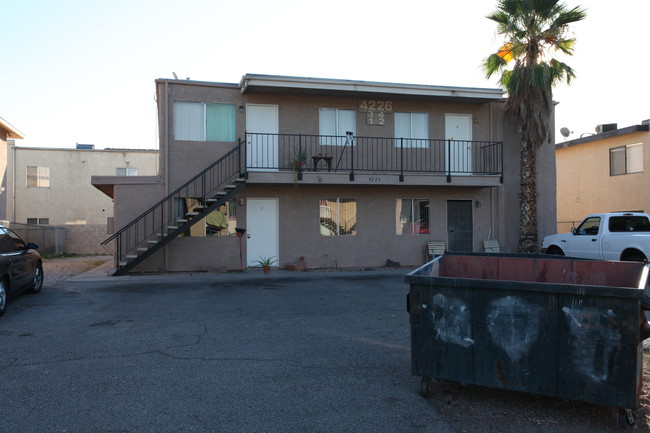 Sierra Baja in Las Vegas, NV - Building Photo - Building Photo