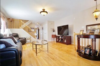 21 Jumel St in Staten Island, NY - Foto de edificio - Building Photo