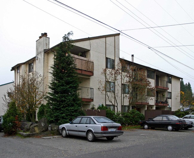 939 N 101st St in Seattle, WA - Building Photo - Building Photo