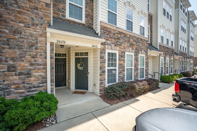 property at 24652 Byrne Meadow Square