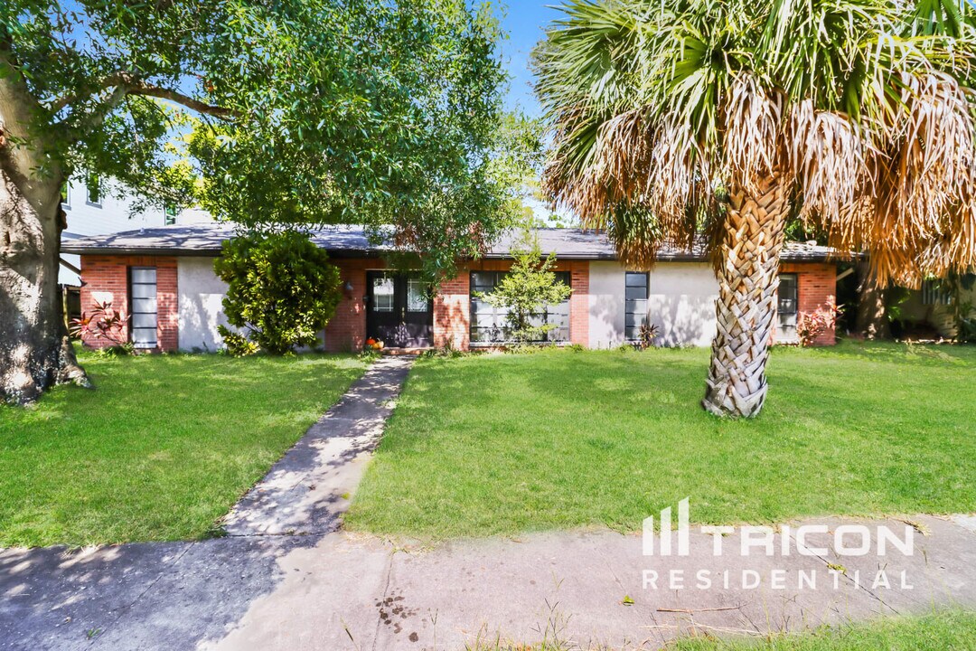 745 48th Ave N in St. Petersburg, FL - Building Photo