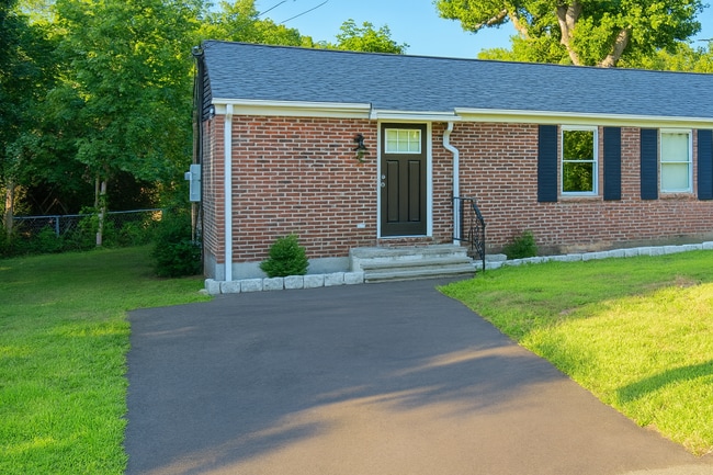 property at 5-7 Knapps Park Dr