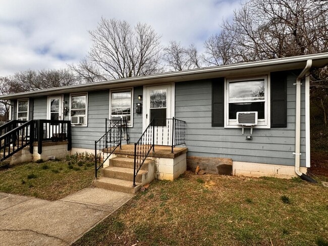 1500 6th St SE in Charlottesville, VA - Building Photo - Building Photo