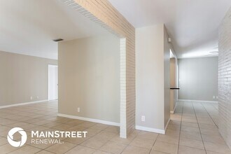 1461 Wyndcliff Dr in Wellington, FL - Foto de edificio - Building Photo