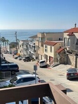 216 40th St, Unit Lower in Manhattan Beach, CA - Building Photo