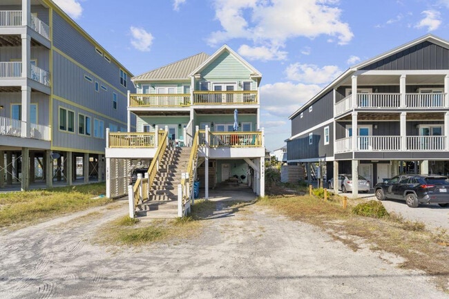 1412 W Beach Blvd in Gulf Shores, AL - Building Photo - Building Photo