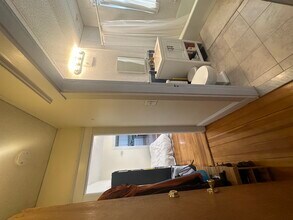 21 Endicott Ave, Unit 6 in Somerville, MA - Building Photo - Building Photo