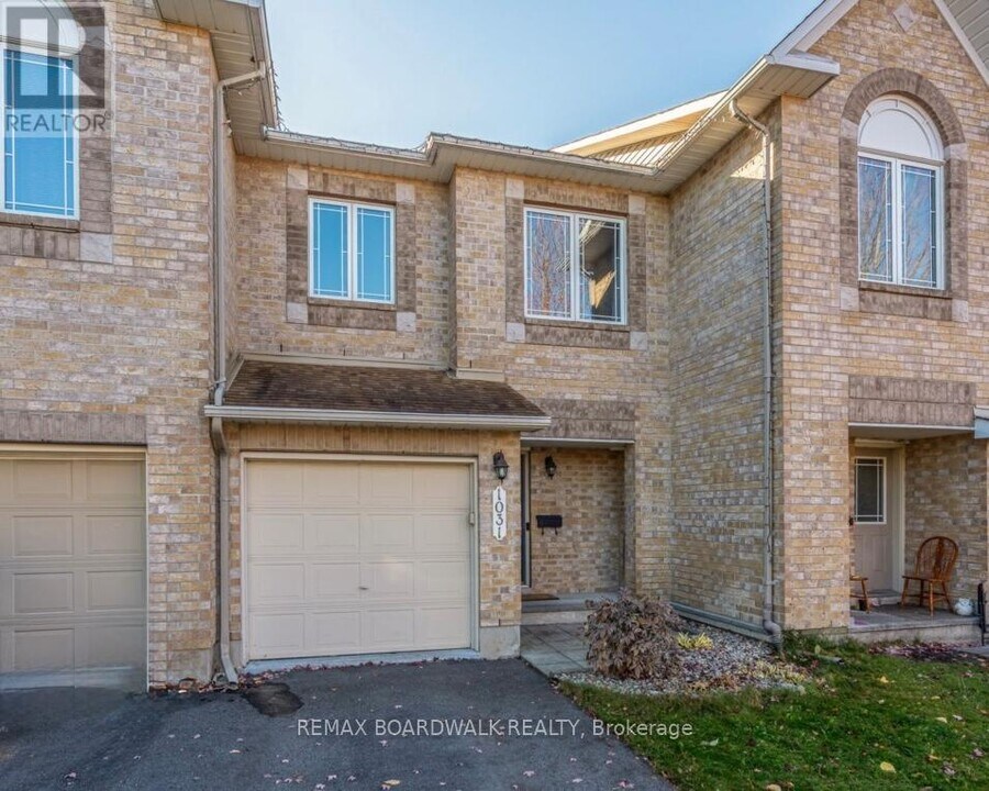 1031 Capreol St in Ottawa, ON - Building Photo