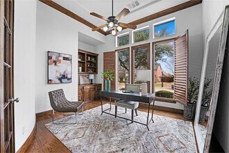 1020 Damsel Caroline Dr in Lewisville, TX - Building Photo - Building Photo