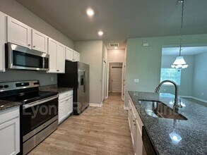3161 Seattle Ave in North Port, FL - Building Photo - Building Photo