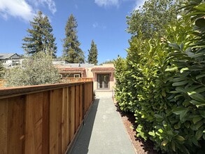 635 Hale St in Palo Alto, CA - Building Photo - Building Photo