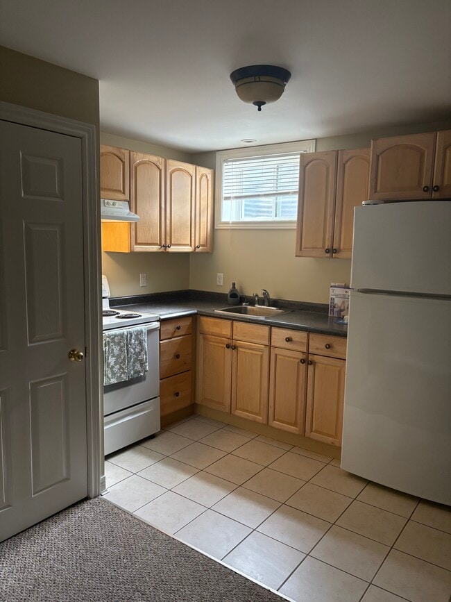 3 Webb Av in Brantford, ON - Building Photo - Building Photo