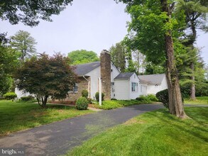 644 Kingston Terrace in Princeton, NJ - Building Photo - Building Photo