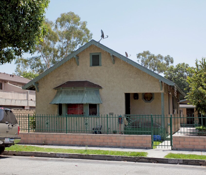 6518 Malabar St in Huntington Park, CA - Foto de edificio