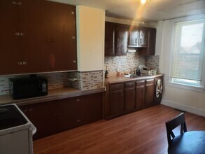 48 Clark St in Uniontown, PA - Building Photo - Building Photo