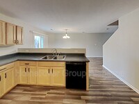 124 Lockport Dr photo'