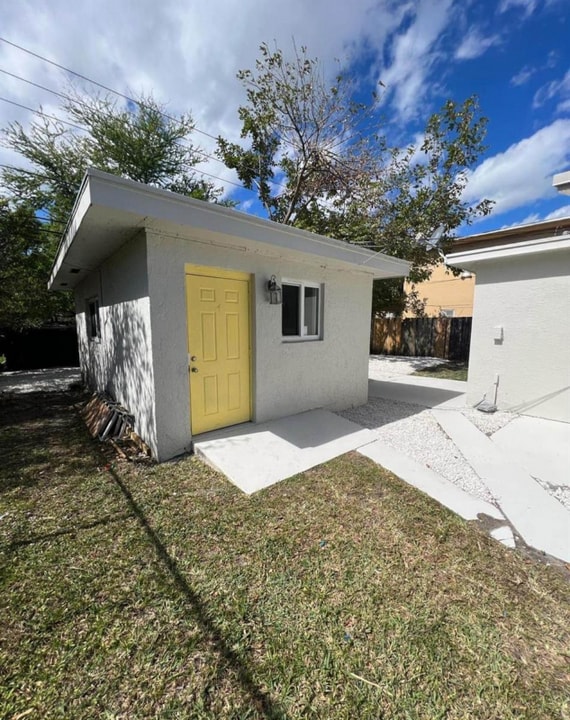741 NW 3rd Ave in Fort Lauderdale, FL - Building Photo