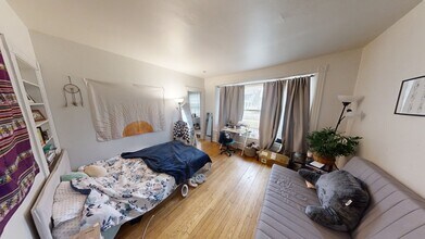 1110 Granger Ave in Ann Arbor, MI - Foto de edificio - Building Photo