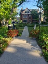 51 Blake St in Barrie, ON - Building Photo