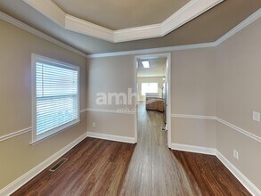 2017 Keene Cir in Spring Hill, TN - Foto de edificio - Building Photo