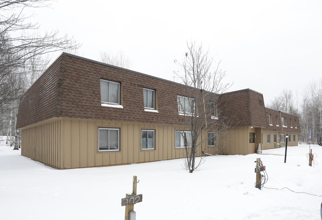 Kenwood Apartments in Hoyt Lakes, MN - Building Photo