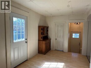 414 Crawford Ave in Windsor, ON - Building Photo - Building Photo