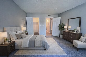 La Loma Terrace in Rancho Cordova, CA - Foto de edificio - Building Photo