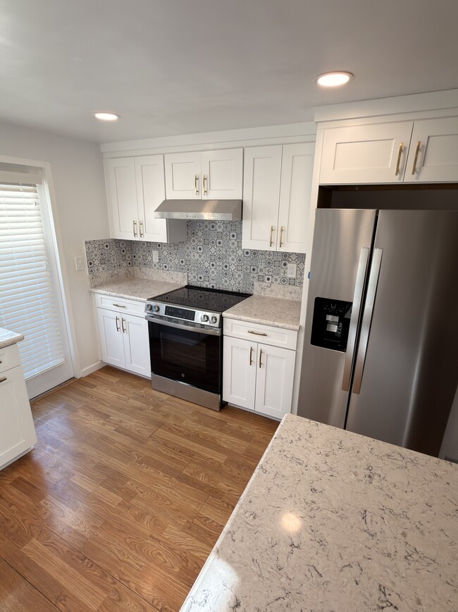 4635 Cobb Dr in San Diego, CA - Building Photo - Building Photo