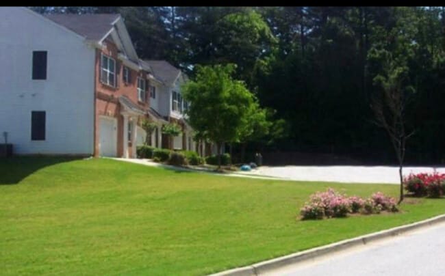 property at 6694 Evans Trce