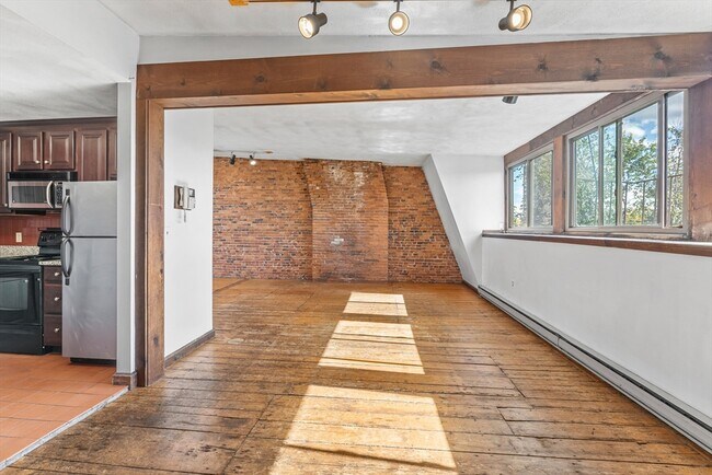 668 Tremont St, Unit 4## in Boston, MA - Foto de edificio - Building Photo