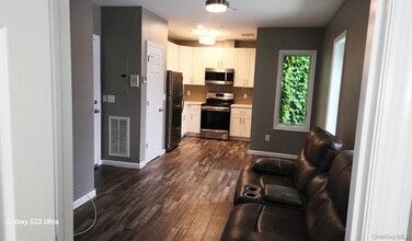 148 E Park Ave in Long Beach, NY - Building Photo - Building Photo