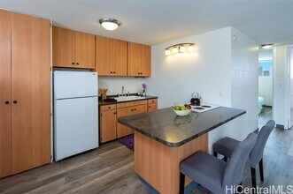 855 Olokele Ave in Honolulu, HI - Building Photo - Building Photo