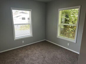 350 Wilkie St in Eugene, OR - Building Photo - Building Photo