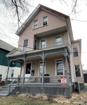 1231 State St in New Haven, CT - Building Photo